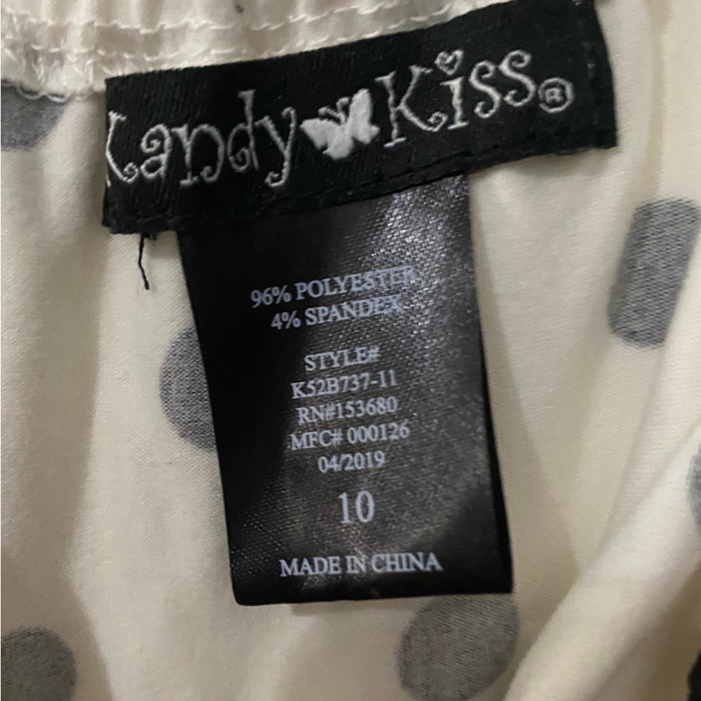 Girls Kandy kiss romper shorts suit 10 - Picture 2 of 2